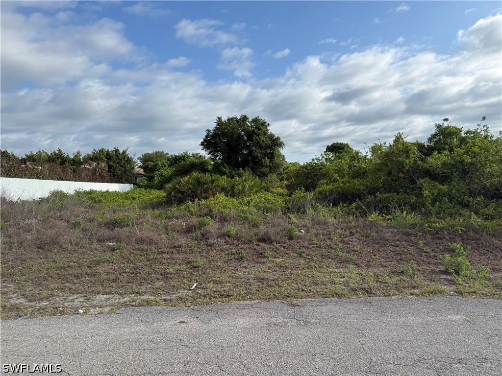 3312 2nd ST W, Lehigh Acres, FL 33971