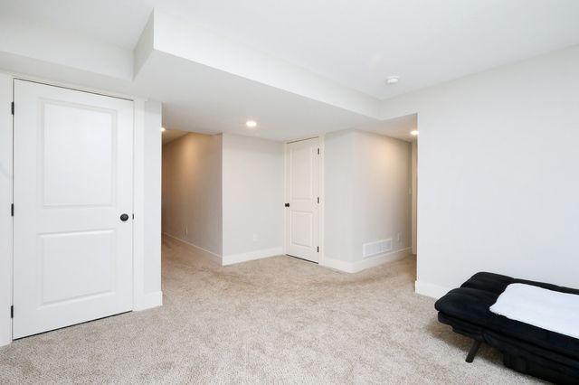 5421 Rowling Drive, Ames, IA 50014