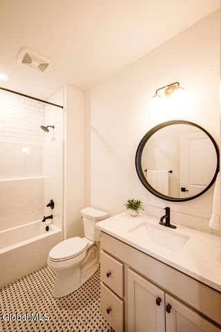 95 Reed's Hollow, Saratoga Springs, Outside, NY 12866