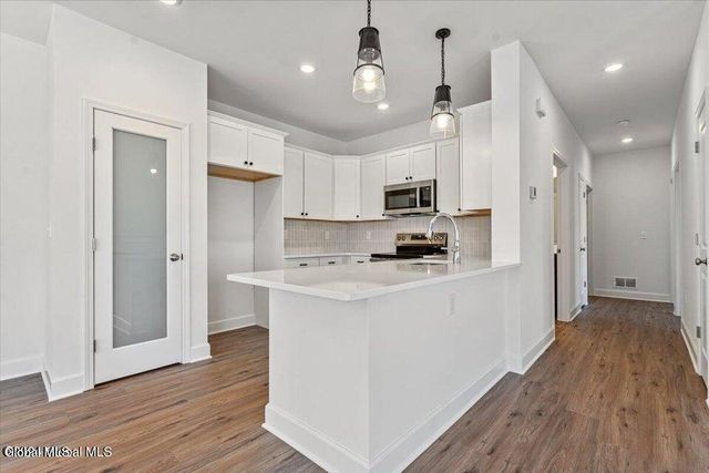 95 Reed's Hollow, Saratoga Springs, Outside, NY 12866