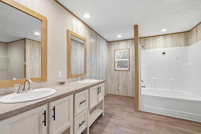 107 Kelly Drive, Caraway, AR 72419