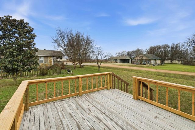 107 Kelly Drive, Caraway, AR 72419