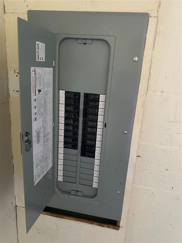 20621 SE HIGHWAY 42, Umatilla, FL 32784