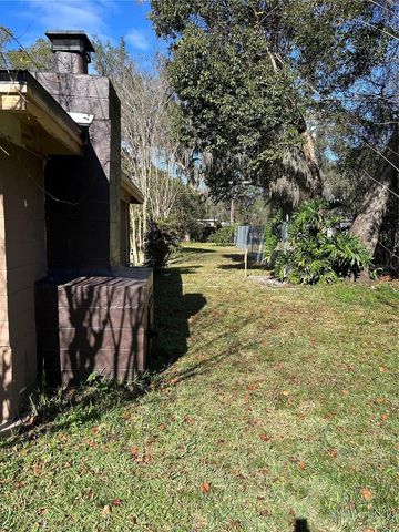 20621 SE HIGHWAY 42, Umatilla, FL 32784