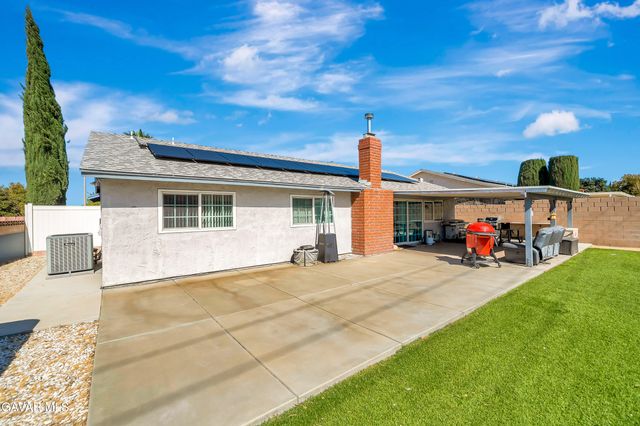 3354 Brittany Lane, Lancaster, CA 93536