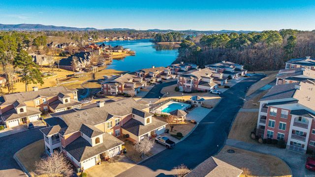 518 Amity Rd Apt H2, Hot Springs National Park, AR 71913