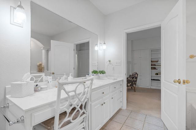 518 Amity Rd Apt H2, Hot Springs National Park, AR 71913