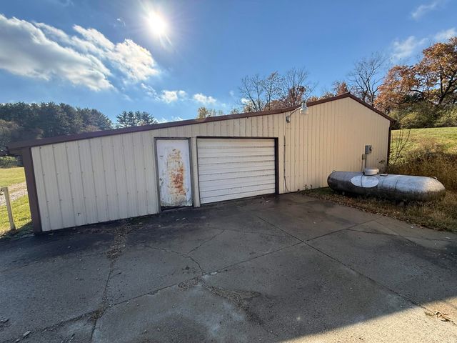 11899 E 350 s 57, Pierceton, IN 46562