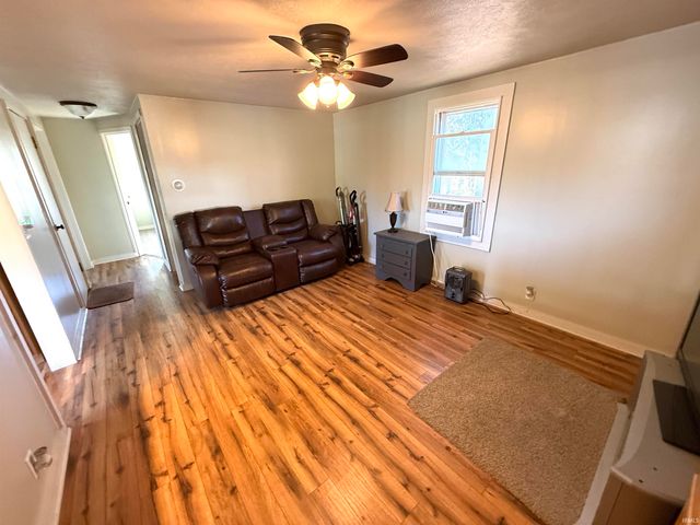 11899 E 350 s 57, Pierceton, IN 46562