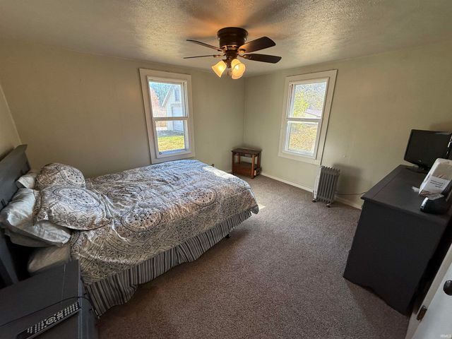 11899 E 350 s 57, Pierceton, IN 46562