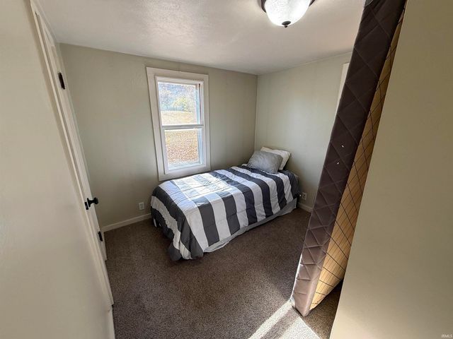 11899 E 350 s 57, Pierceton, IN 46562