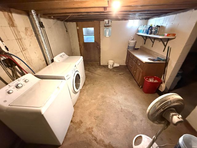 11899 E 350 s 57, Pierceton, IN 46562