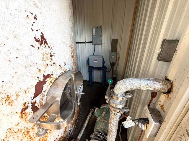 11899 E 350 s 57, Pierceton, IN 46562