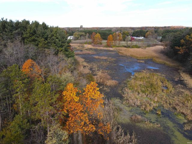 11899 E 350 s 57, Pierceton, IN 46562