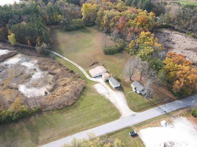 11899 E 350 s 57, Pierceton, IN 46562