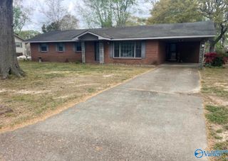 708 Edgewood Street SW, Decatur, AL 35601