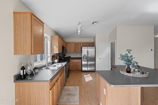 7919 E HARMONY Avenue, Mesa, AZ 85209