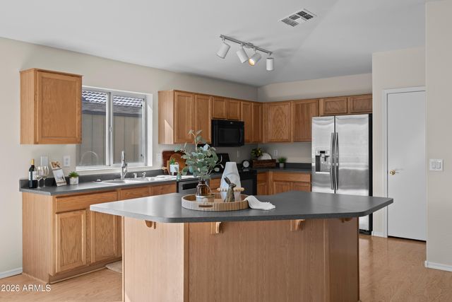 7919 E HARMONY Avenue, Mesa, AZ 85209