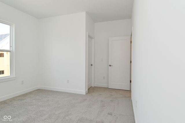 2454 Peoples Drive, Indianapolis, IN 46205