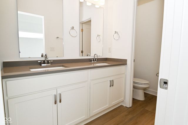 2454 Peoples Drive, Indianapolis, IN 46205