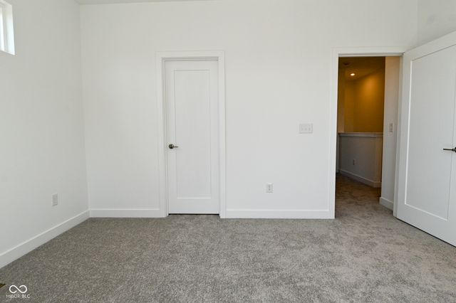 2454 Peoples Drive, Indianapolis, IN 46205