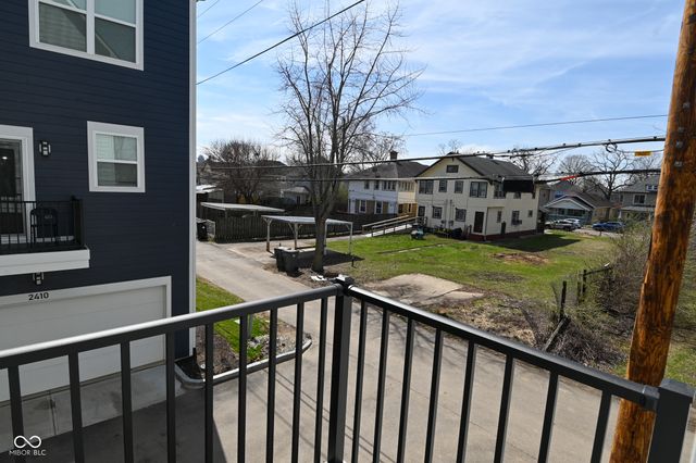 2454 Peoples Drive, Indianapolis, IN 46205