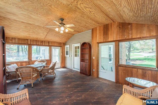 19 Bedford Road, Mahwah, NJ 07430