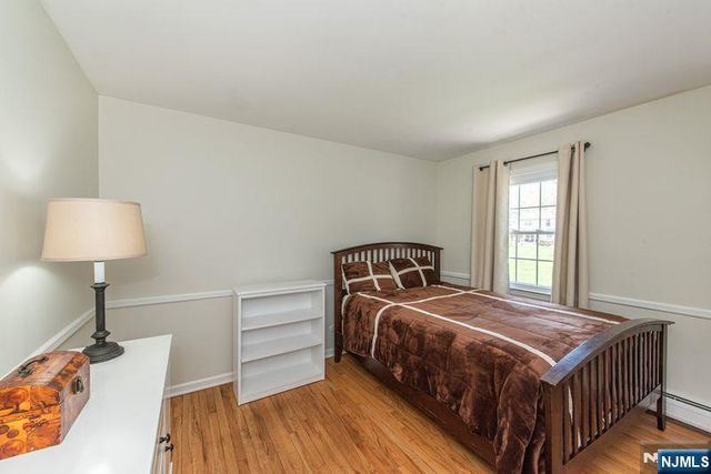 19 Bedford Road, Mahwah, NJ 07430