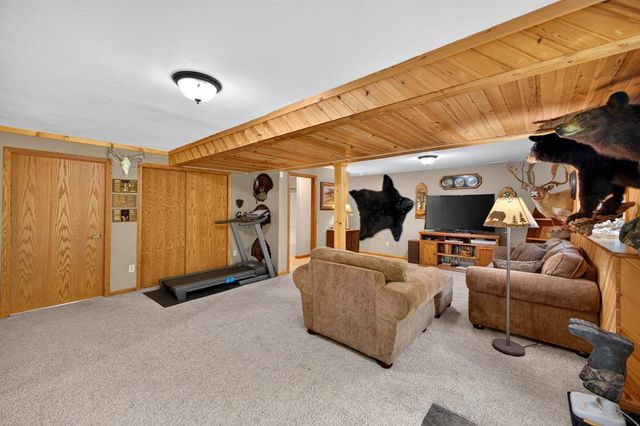 61658 257th Avenue, Mantorville, MN 55955