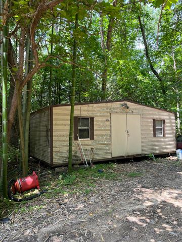 122 Log Rd Road, Ringgold, GA 30736