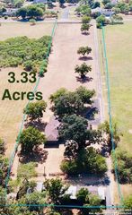 3010 Triple Tree, China Grove, TX 78263