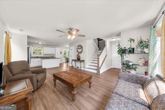 6425 Dogwood Way, Gainesville, GA 30506