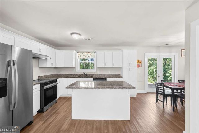 6425 Dogwood Way, Gainesville, GA 30506