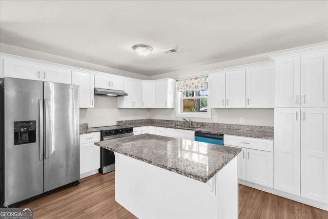 6425 Dogwood Way, Gainesville, GA 30506