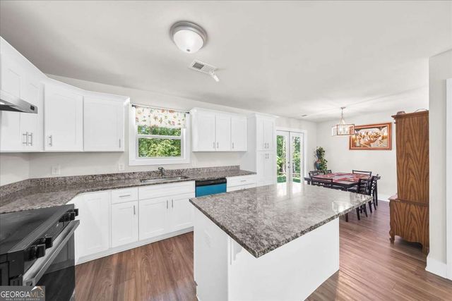 6425 Dogwood Way, Gainesville, GA 30506