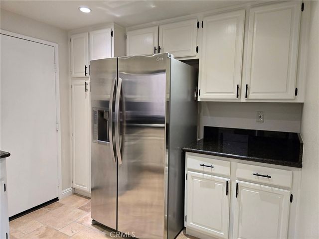 236 Country Club Drive B, Simi Valley, CA 93065