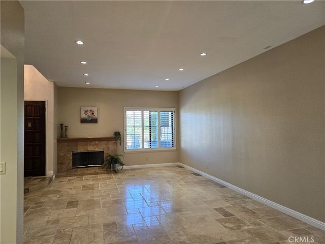236 Country Club Drive B, Simi Valley, CA 93065