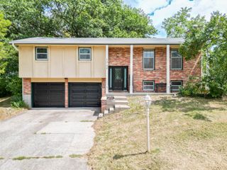 1742 S EL CHAPARRAL AVE, Columbia, MO 65201