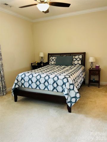 6277 Iris Court, Denver, NC 28037