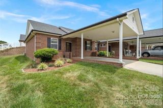6277 Iris Court, Denver, NC 28037