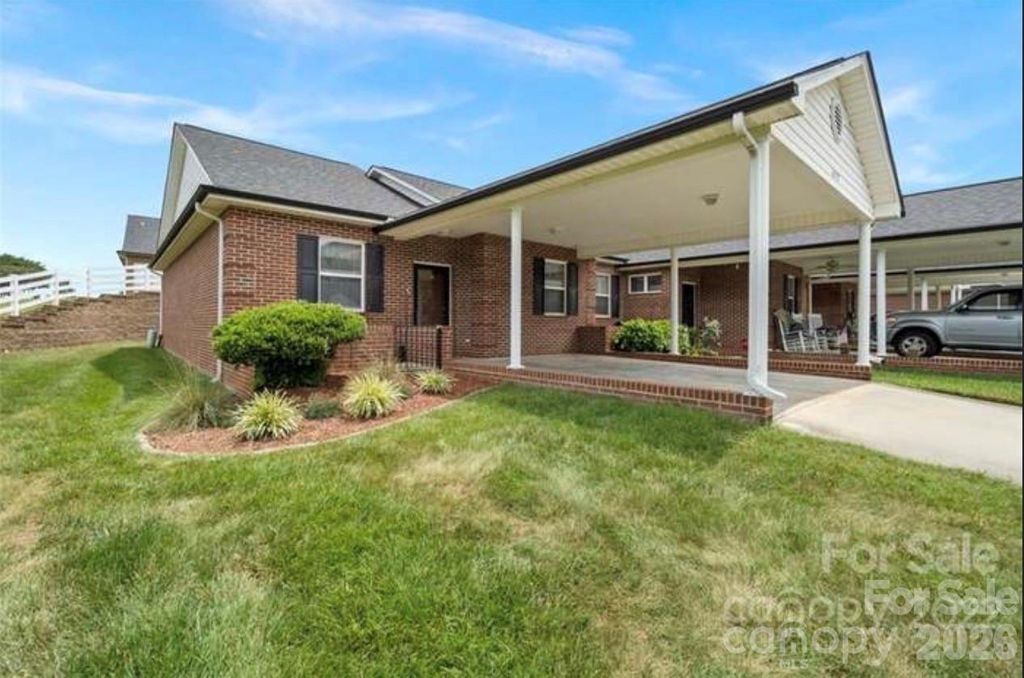 6277 Iris Court, Denver, NC 28037