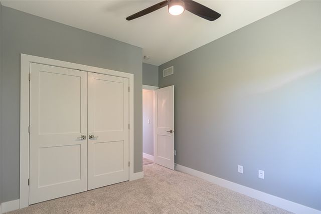 3067 Ridgeview Circle, Coralville, IA 52241