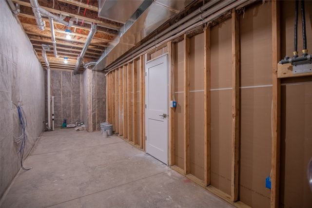 3067 Ridgeview Circle, Coralville, IA 52241