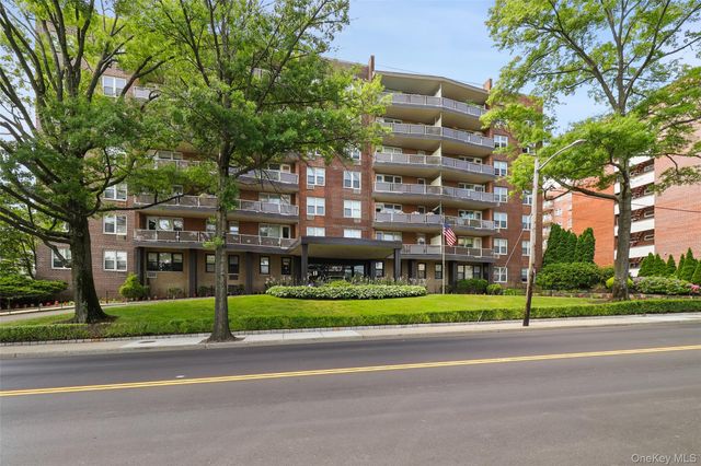 360 Westchester Avenue 623, Port Chester, NY 10573