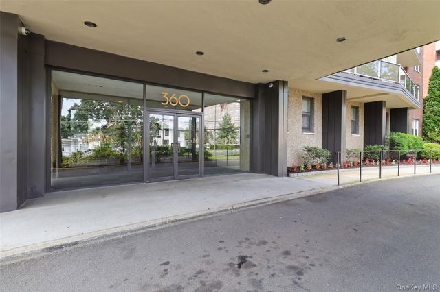 360 Westchester Avenue 623, Port Chester, NY 10573