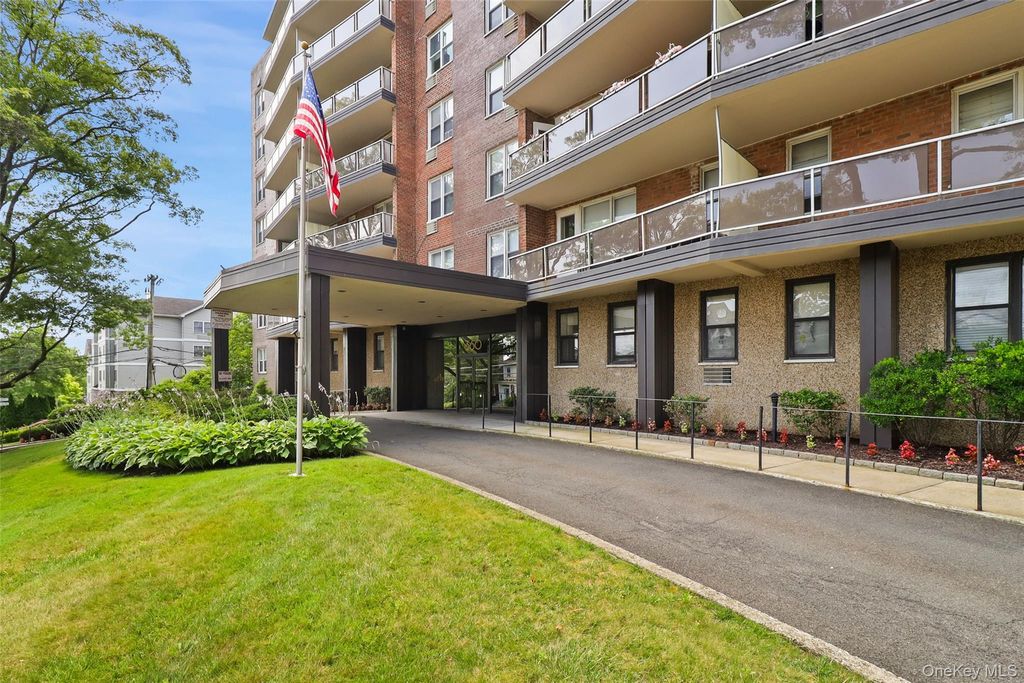 360 Westchester Avenue 623, Port Chester, NY 10573