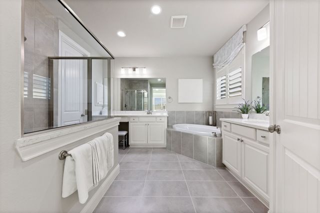 824 Promise Drive, Heath, TX 75126