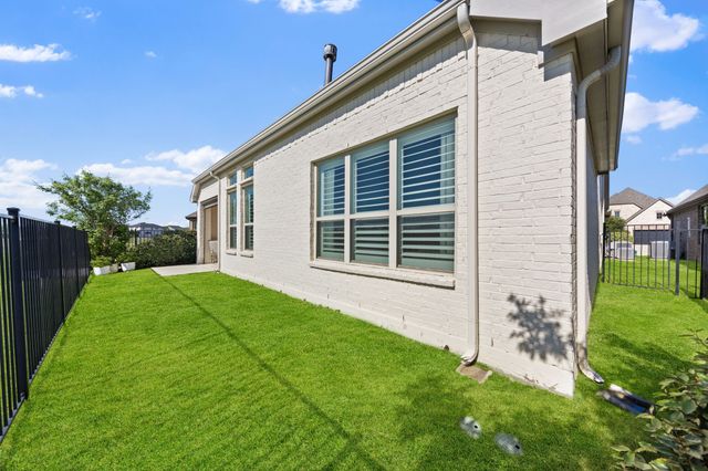 824 Promise Drive, Heath, TX 75126