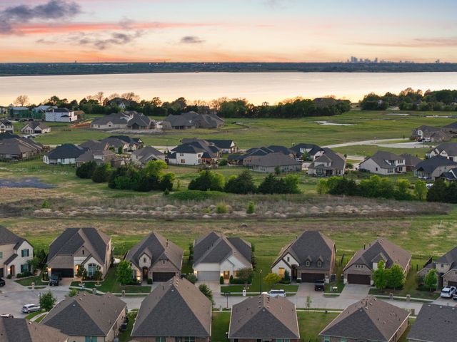 824 Promise Drive, Heath, TX 75126