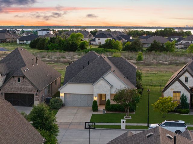 824 Promise Drive, Heath, TX 75126